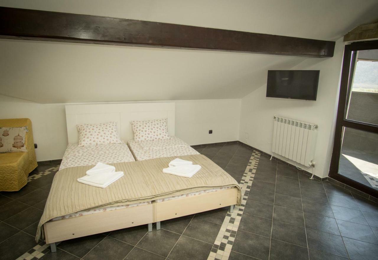 Villa Pri Shtarkela Brodilovo Екстер'єр фото